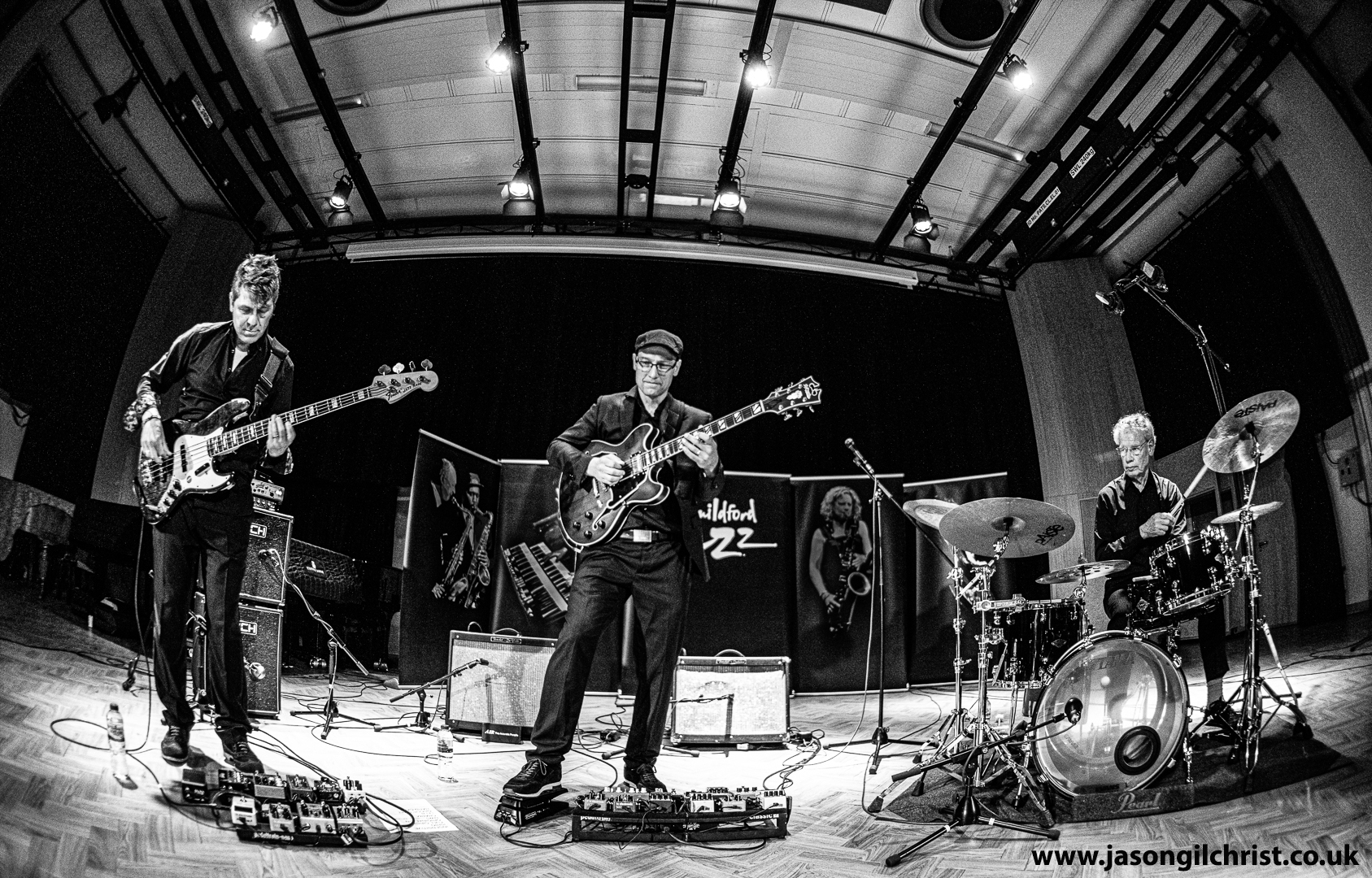 Pete Roth Trio feat. Bill Bruford